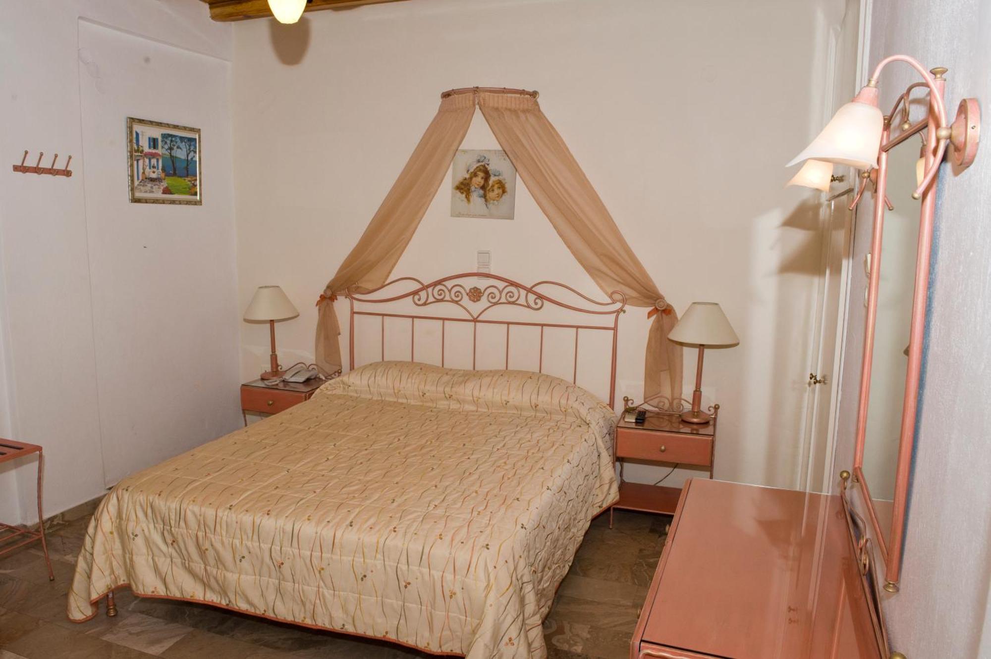 Vana Holidays Ornós Rom bilde
